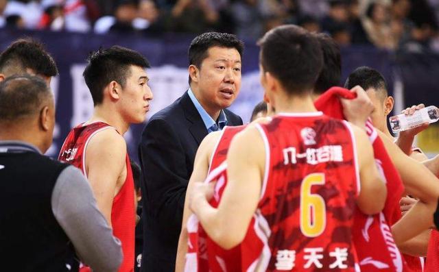 遗憾!据传八一男篮退出CBA联赛,球员也将各自找寻新的下家 遗憾!据传八一男篮退出CBA联赛,球员也将各自找寻新的下家